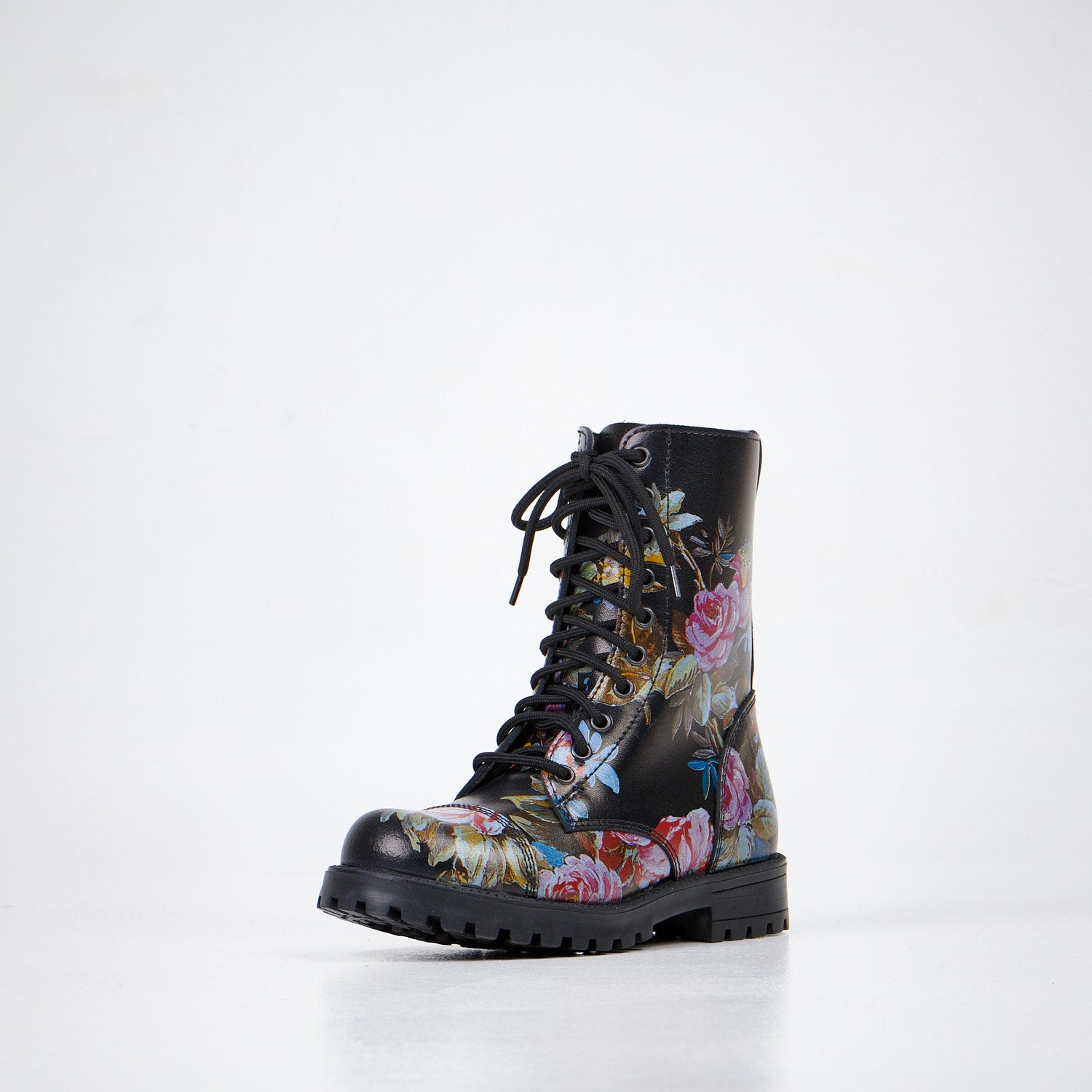 botas punk con rosas